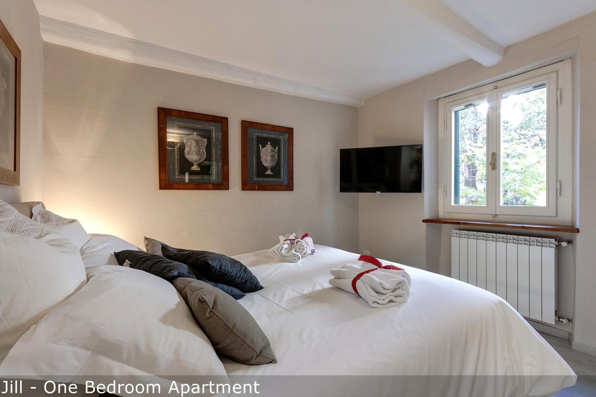 Apartment Charlie's By Mamo Florenz